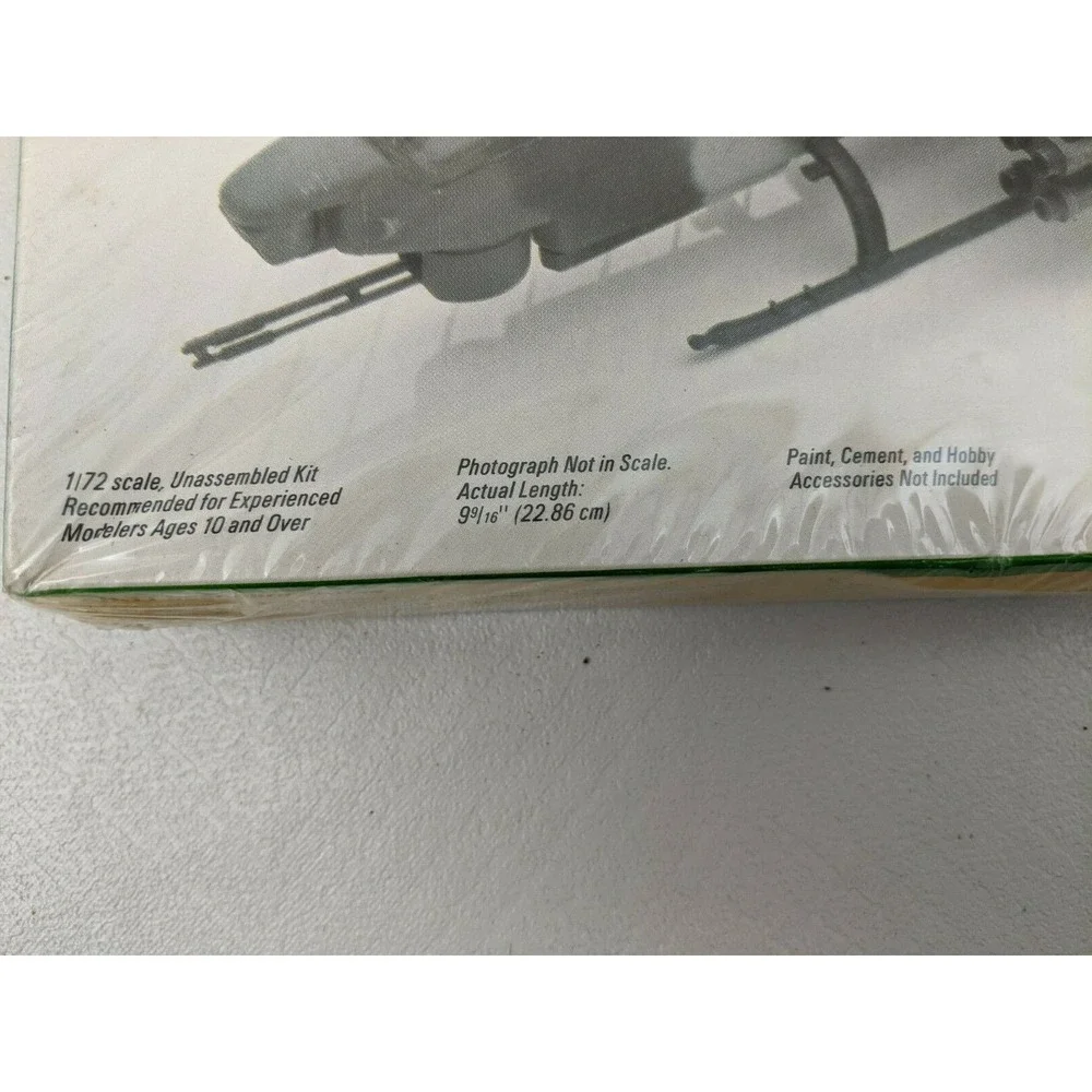 Testors Italieri AH-1T Sea Cobra 1/72 Scale Model